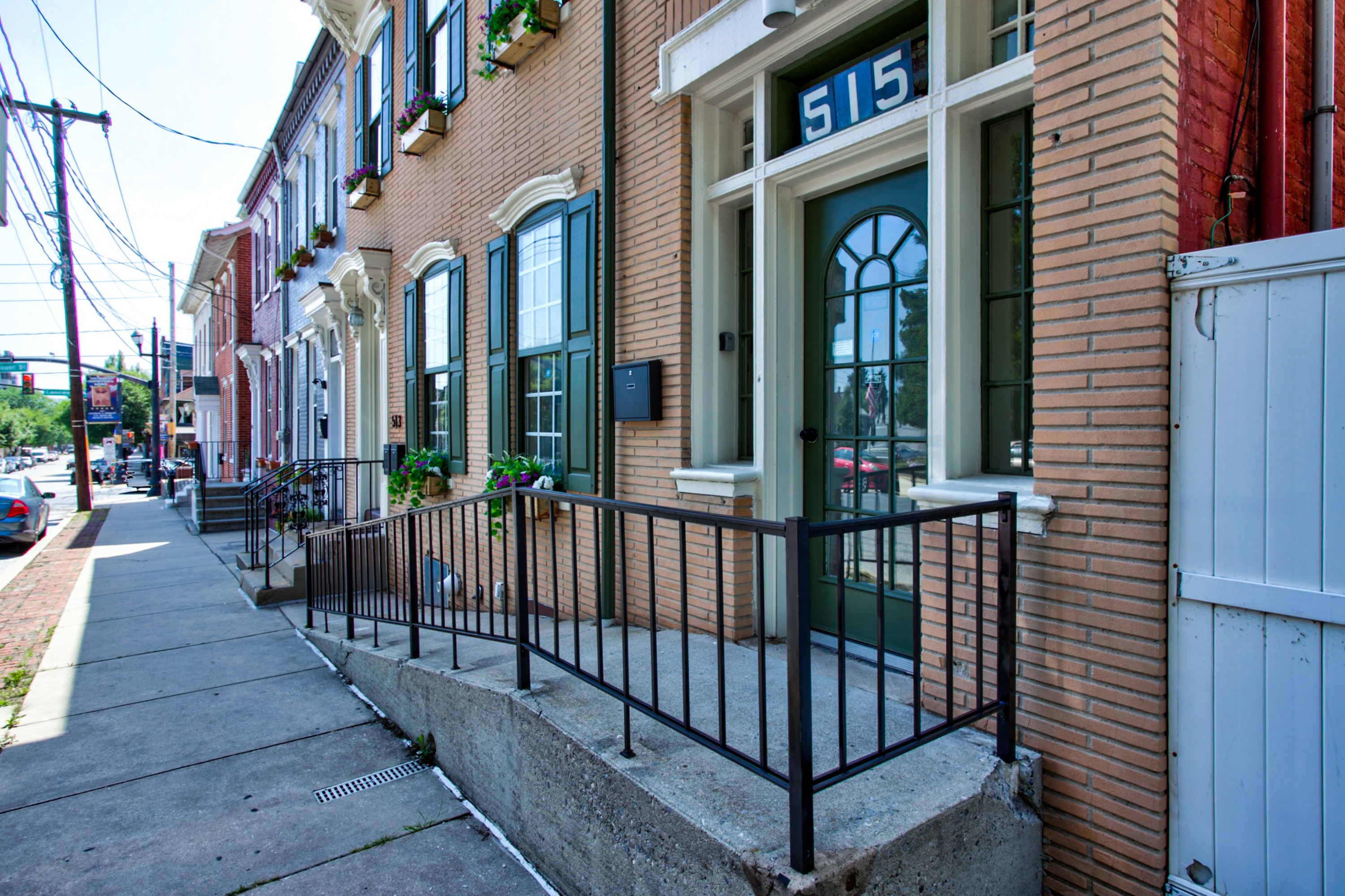 515 Locust Street - 1